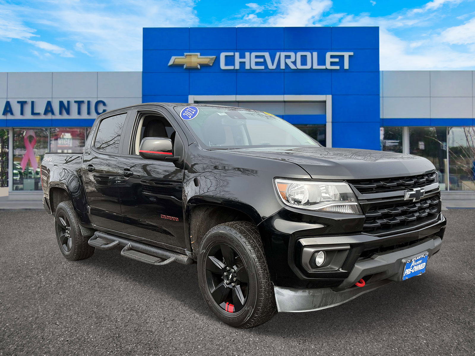 Certified 2021 Chevrolet Colorado LT w/ Redline Special Edition image 2