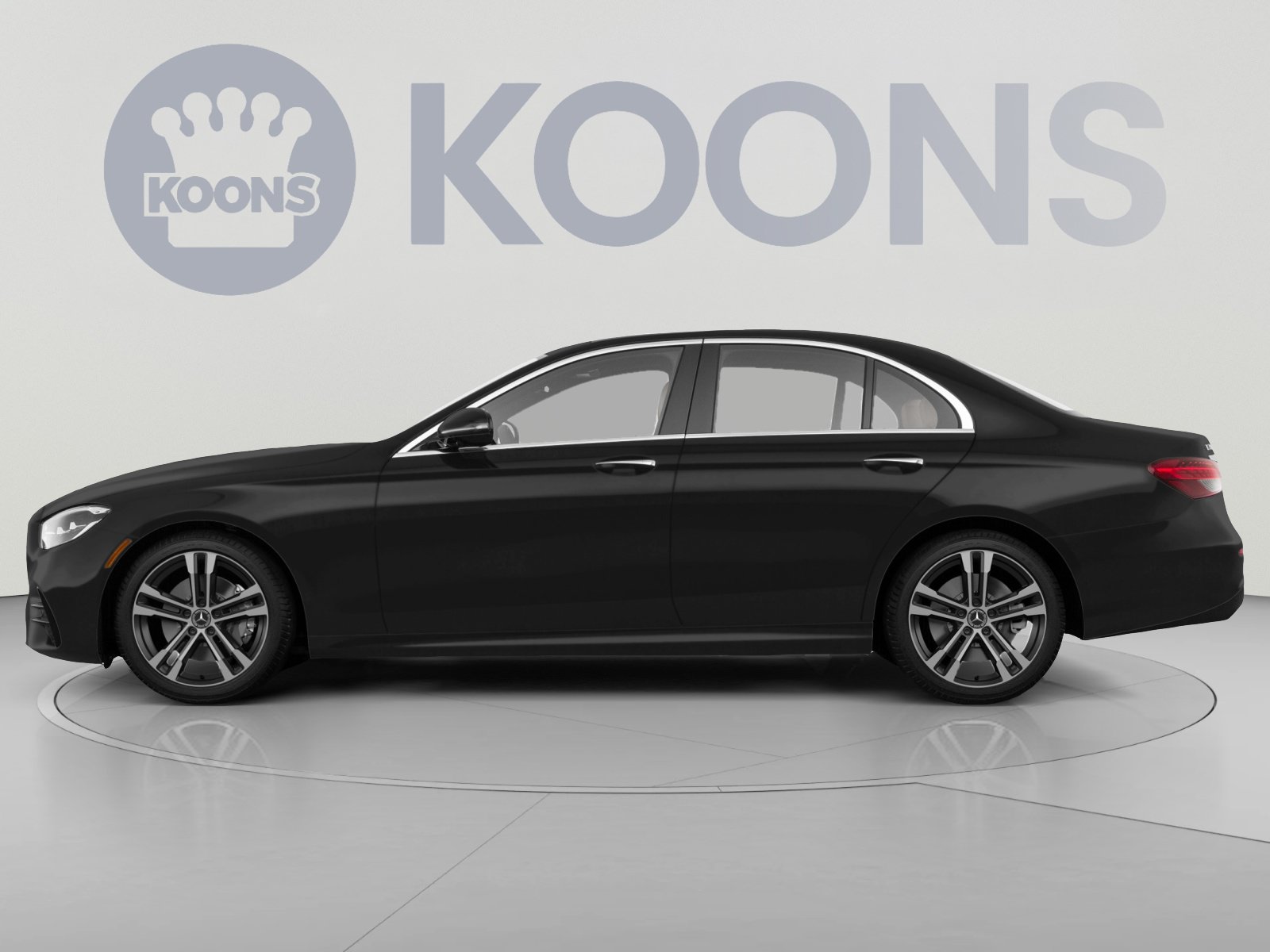 Used 2022 Mercedes-Benz E 350 4MATIC Sedan w/ AMG Line Exterior image 2