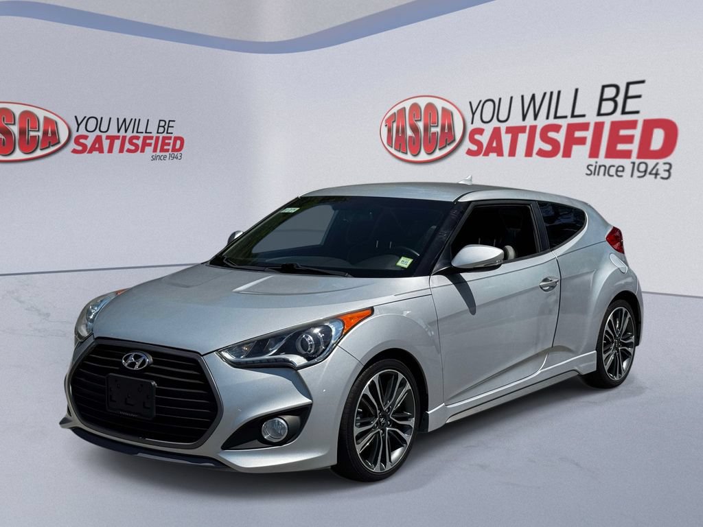 Used 2016 Hyundai Veloster Turbo FWD image 3