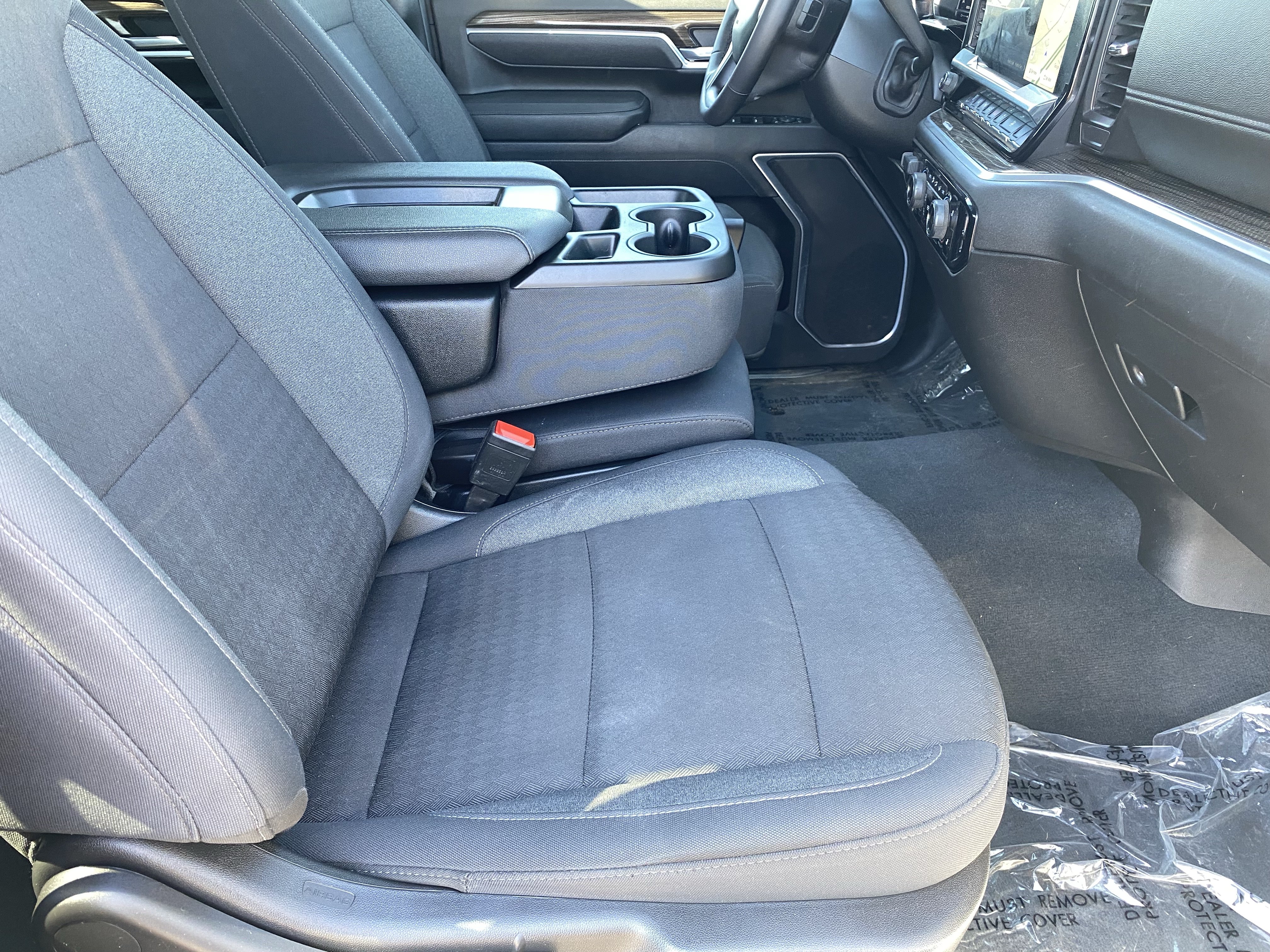 Used 2025 Chevrolet Silverado 2500 LT w/ Safety Package AWD/4WD image 11