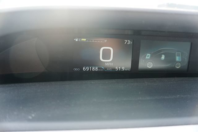 Used 2022 Toyota Prius XLE w/ Advanced Technology Package FWD image 16