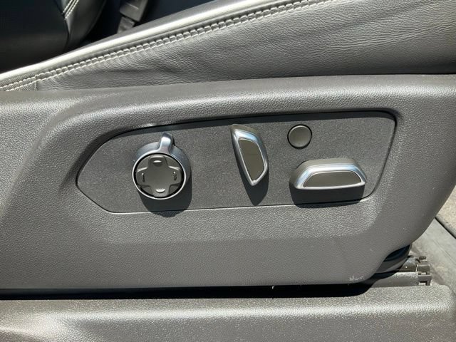 Used 2024 GMC Sierra 1500 AT4X AWD/4WD image 21