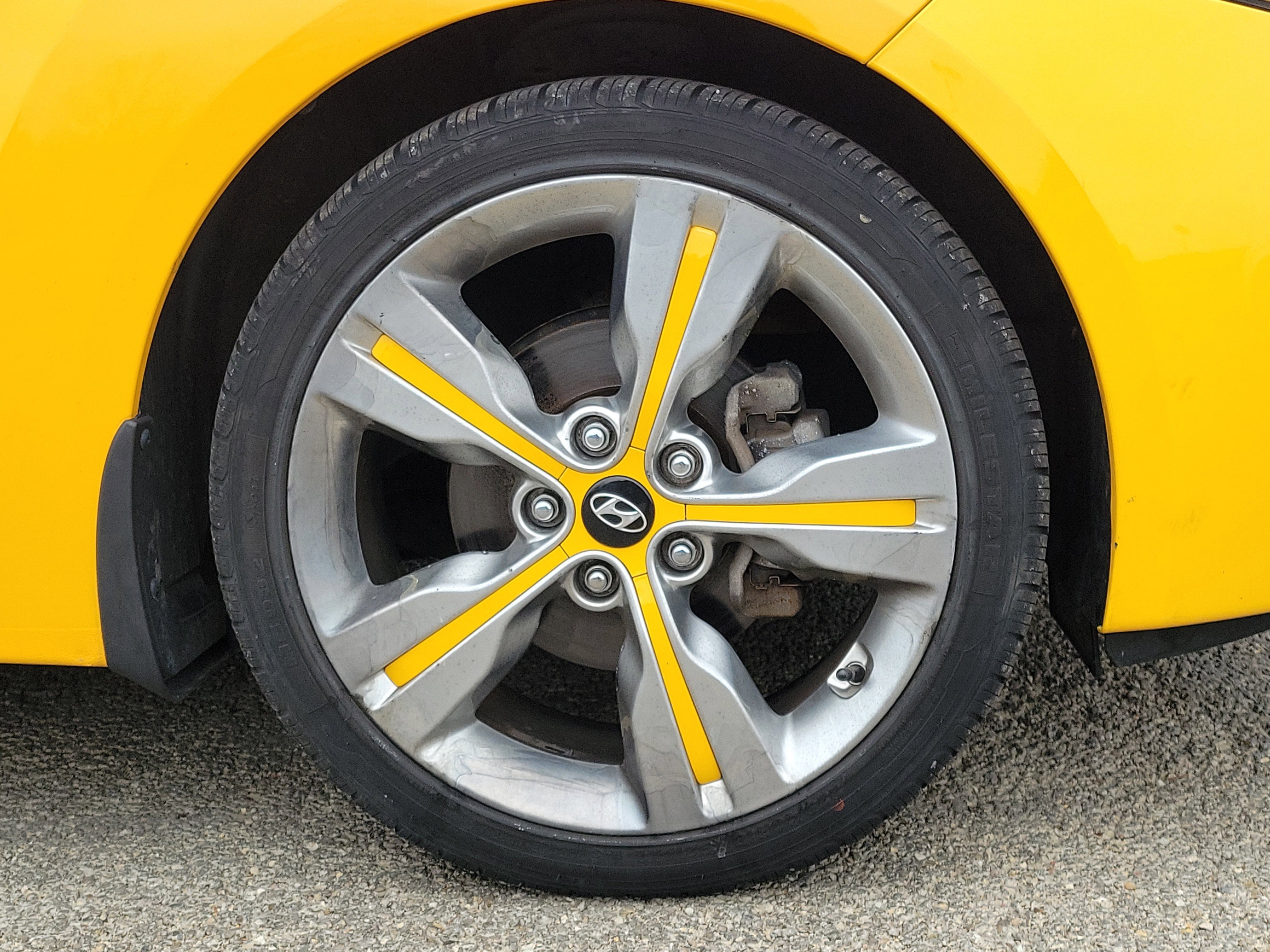 Used 2016 Hyundai Veloster w/ Option Group 02 image 5