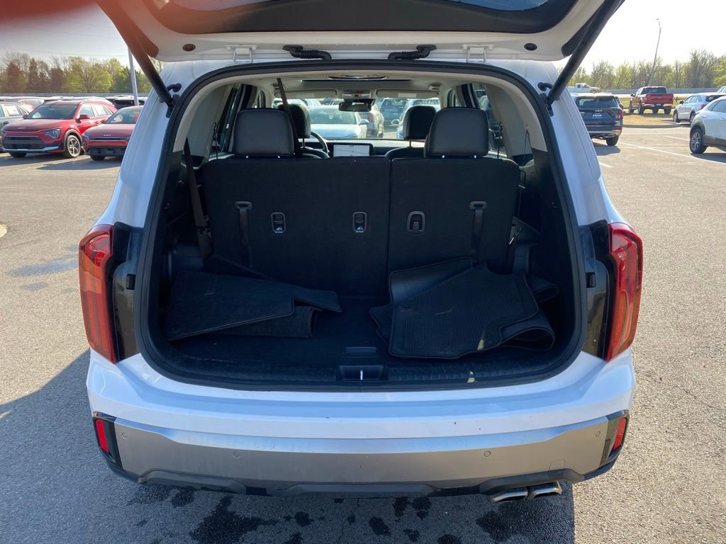 Used 2025 Kia Telluride S AWD/4WD image 29