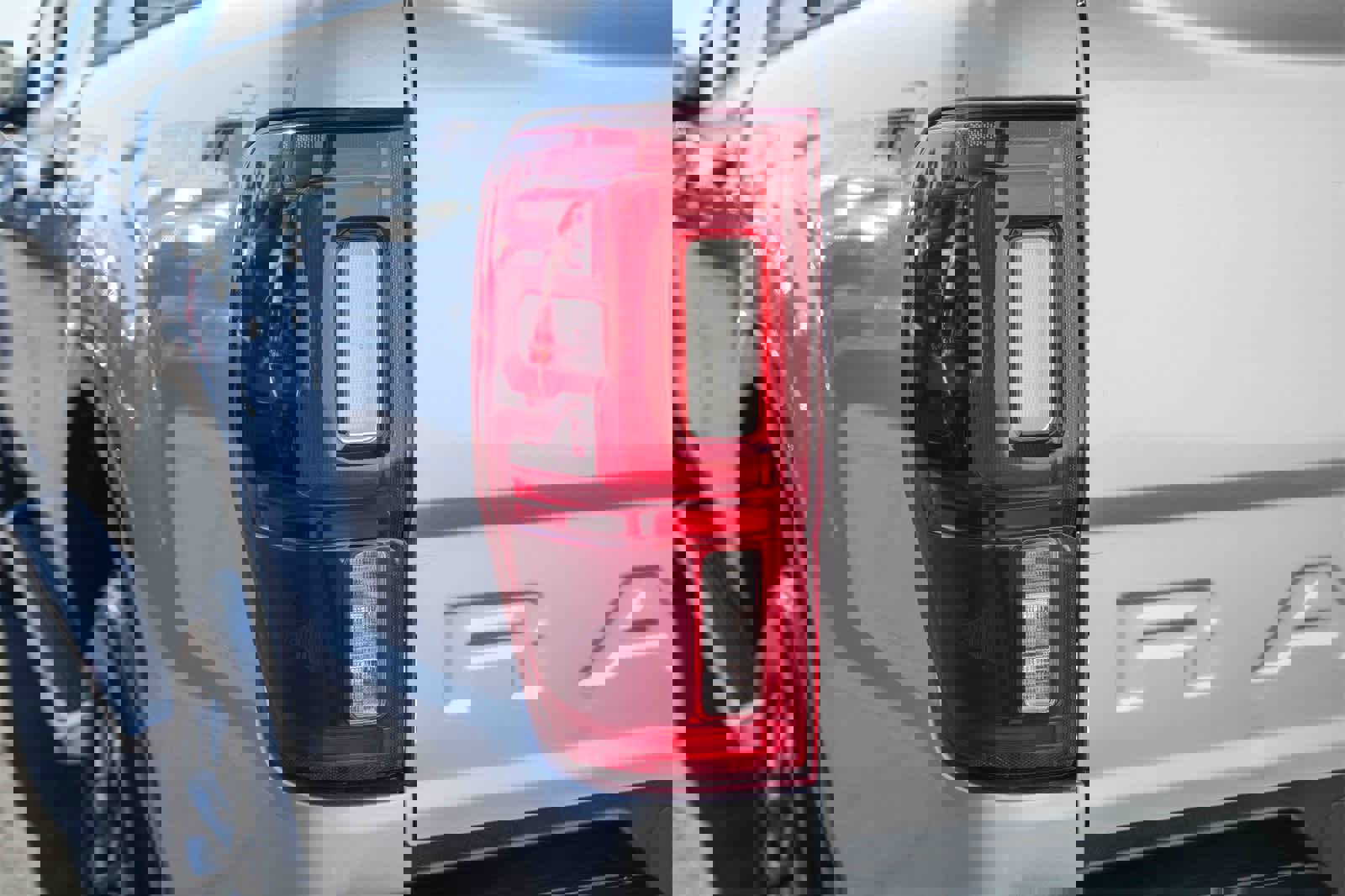 Used 2019 Ford Ranger XLT w/ Equipment Group 301A Mid image 7