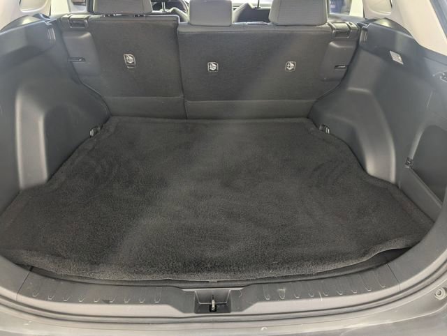 Used 2019 Toyota RAV4 LE image 25