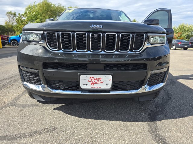 Used 2023 Jeep Grand Cherokee L Limited w/ Luxury Tech Group II AWD/4WD image 15