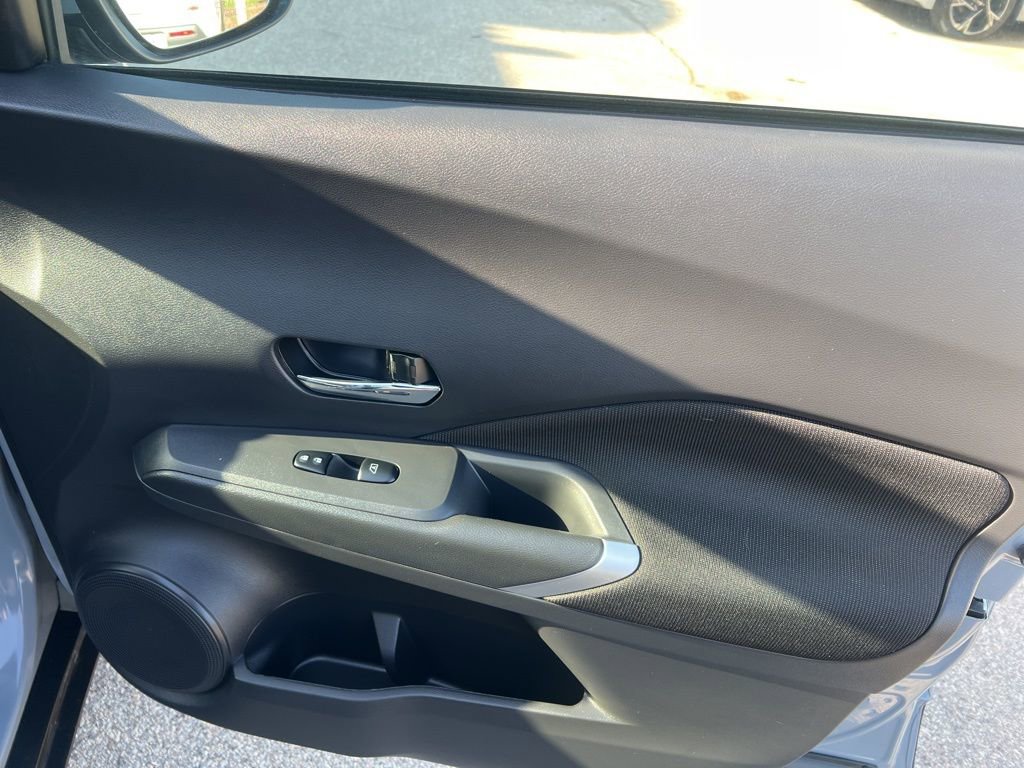 Certified 2023 Nissan Kicks SV FWD image 22
