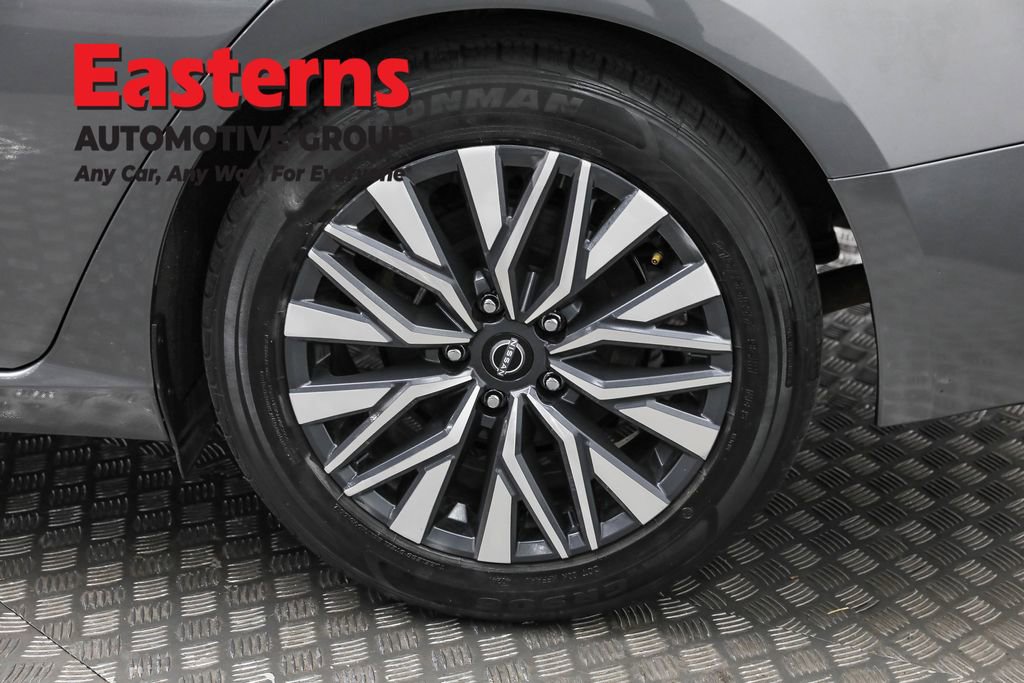 Used 2024 Nissan Altima 2.5 SV image 33