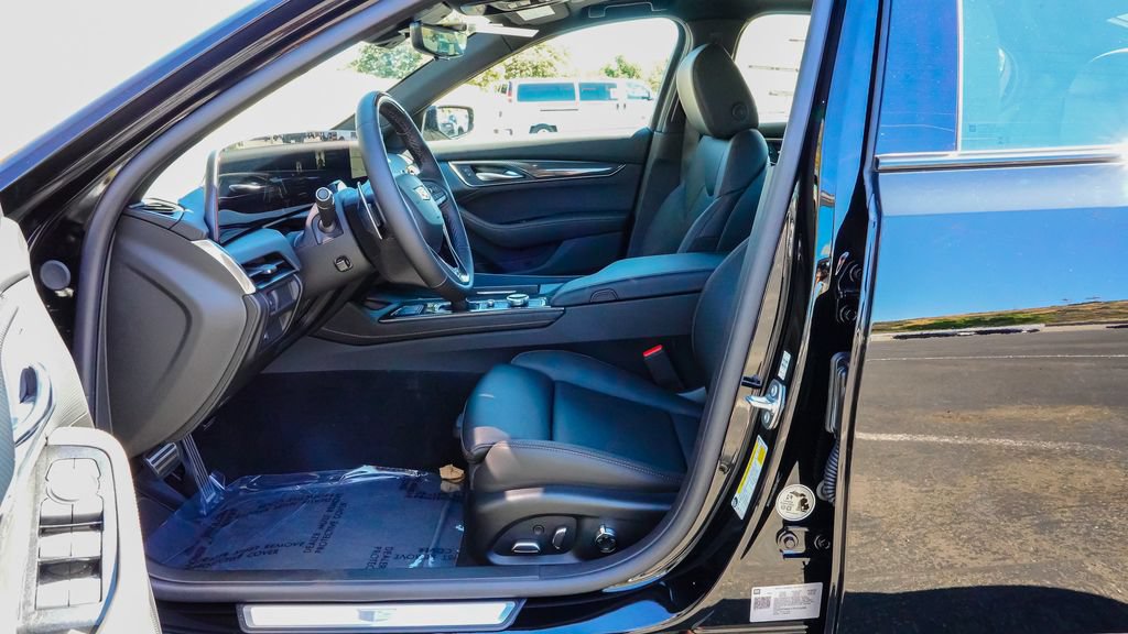 New 2026 Cadillac CT5 Sport w/ Technology Package RWD image 12