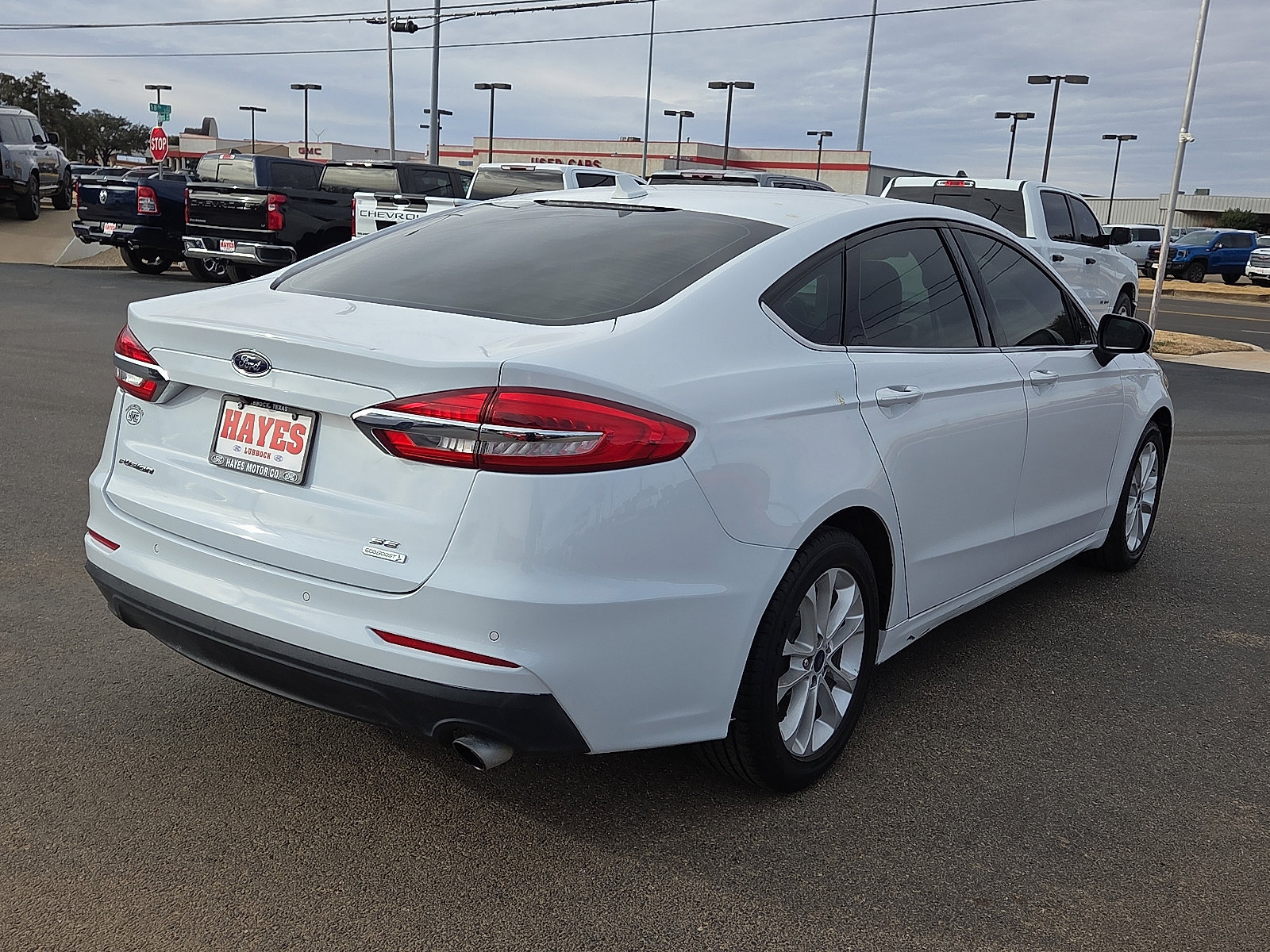 Used 2020 Ford Fusion SE image 4