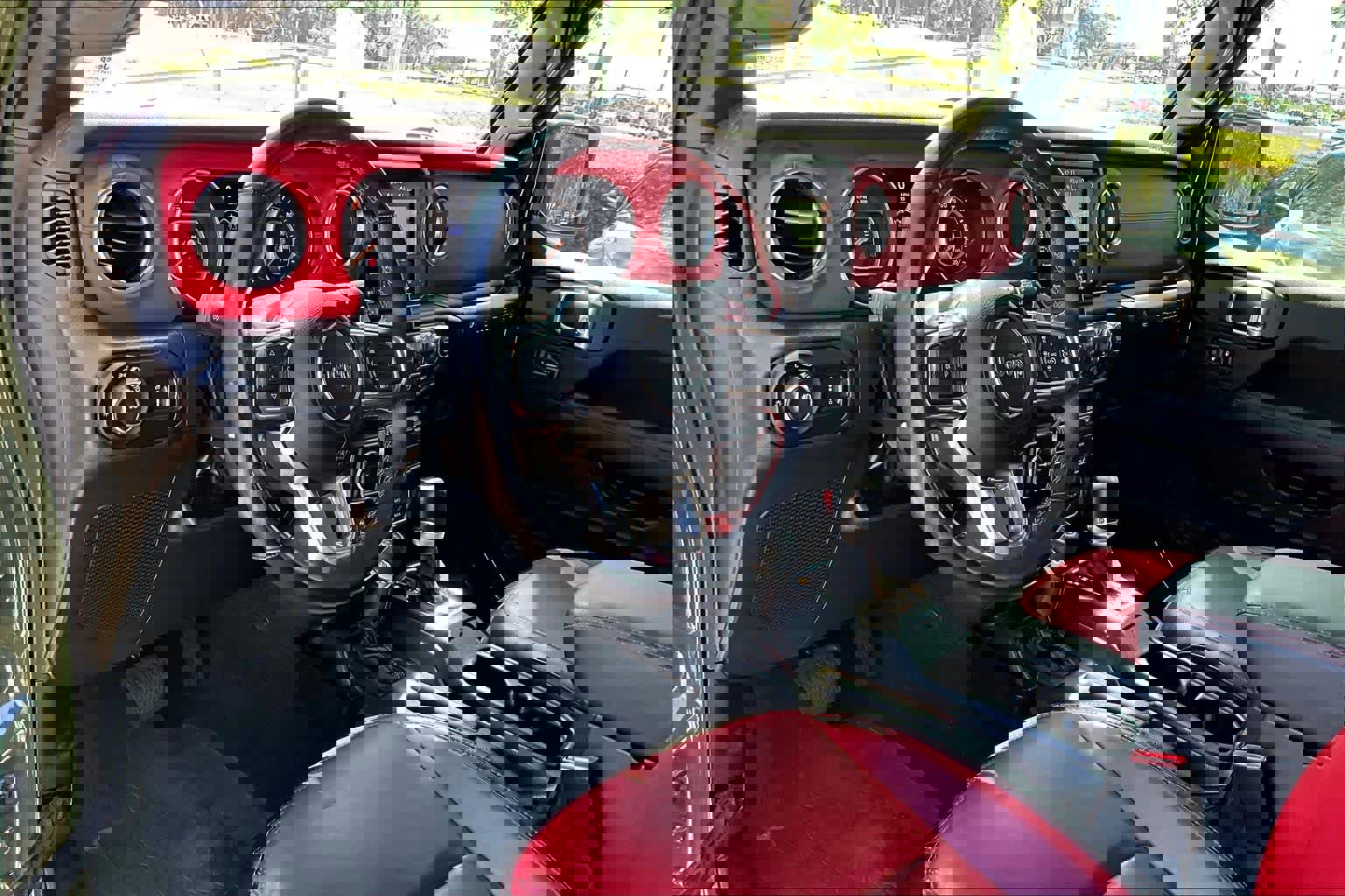 Used 2023 Jeep Wrangler Unlimited Rubicon 392 image 17