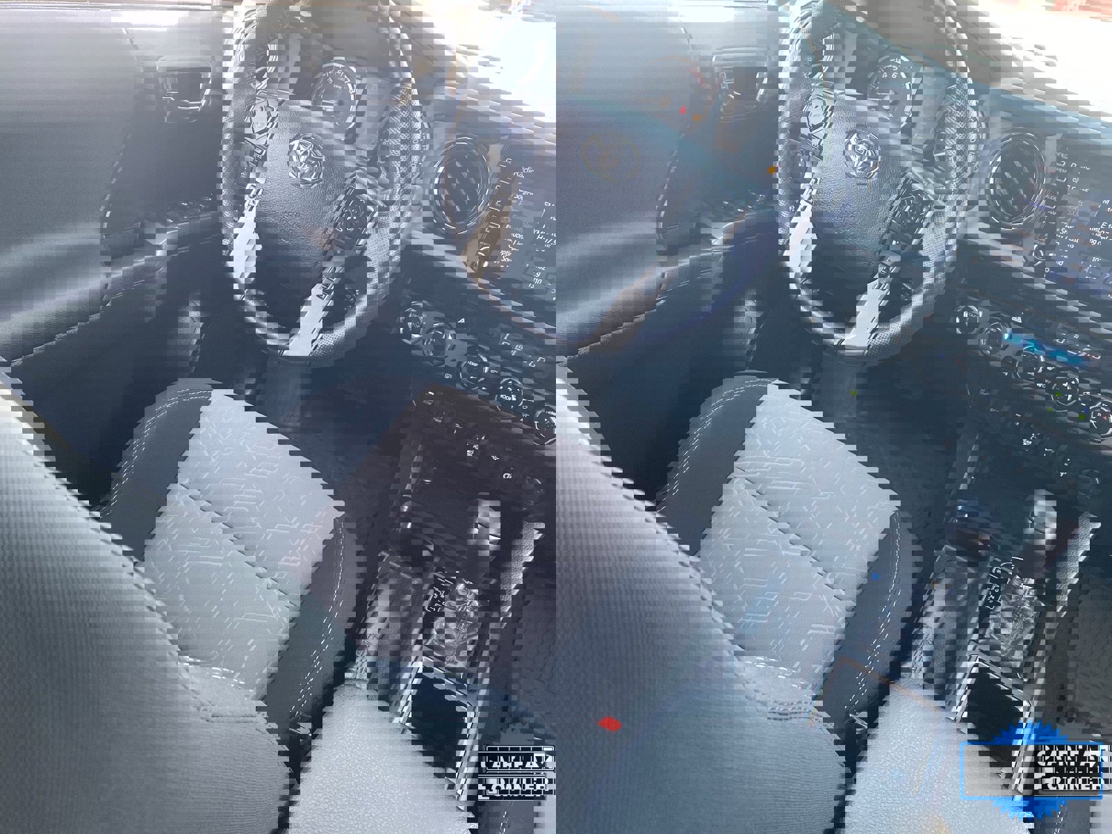 Used 2021 Toyota Tacoma TRD Off-Road w/ Technology Package image 15