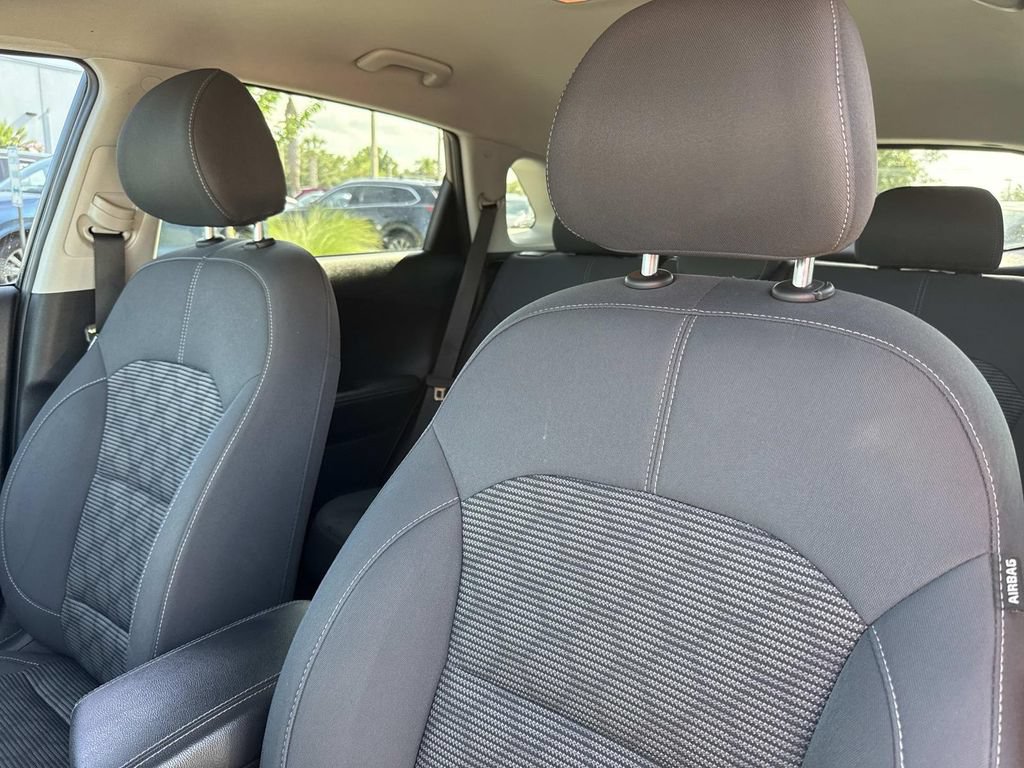 Used 2021 Kia Niro LXS FWD image 24