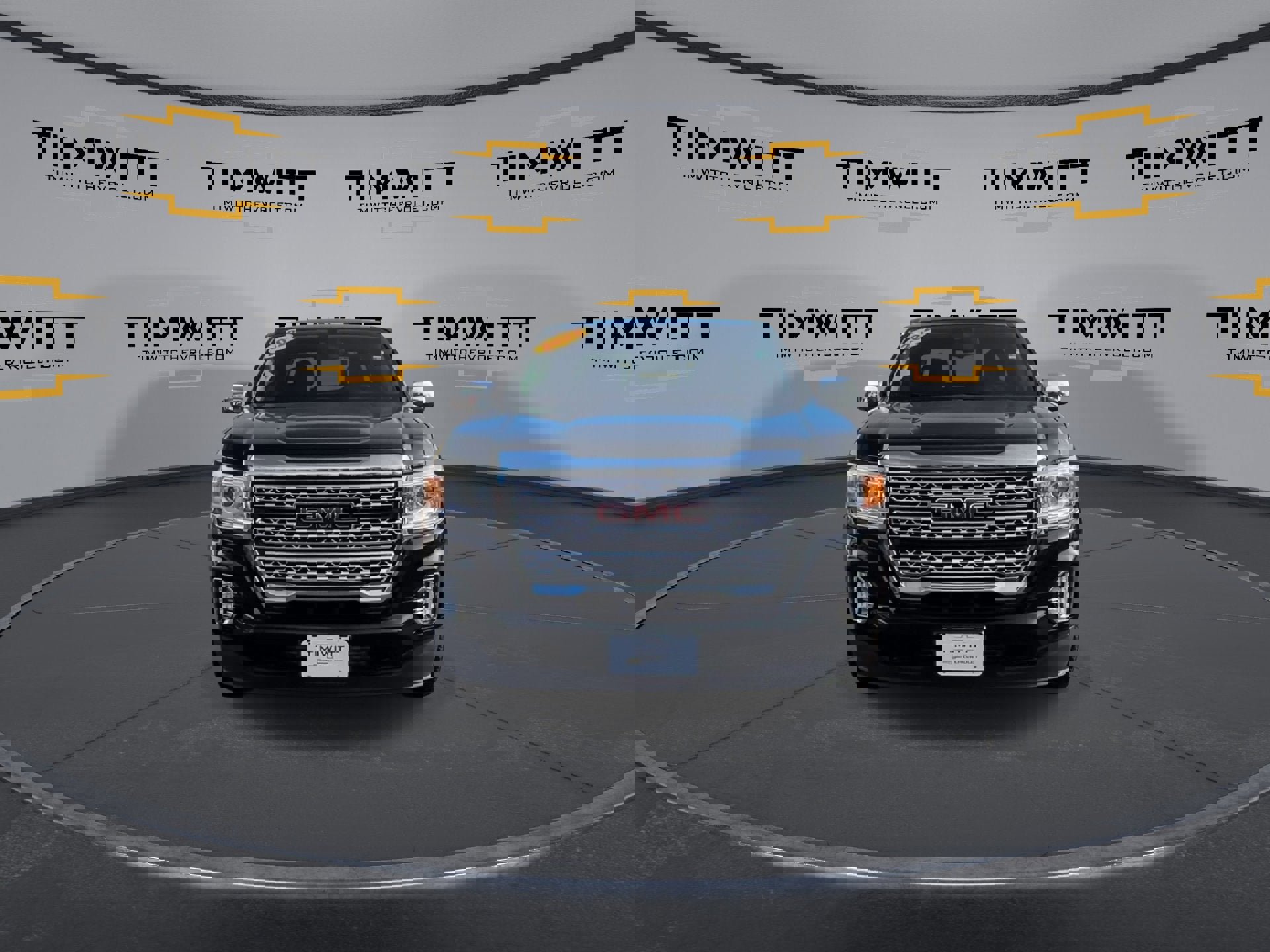 Used 2022 GMC Canyon Denali w/ Denali Black Edition Package image 4