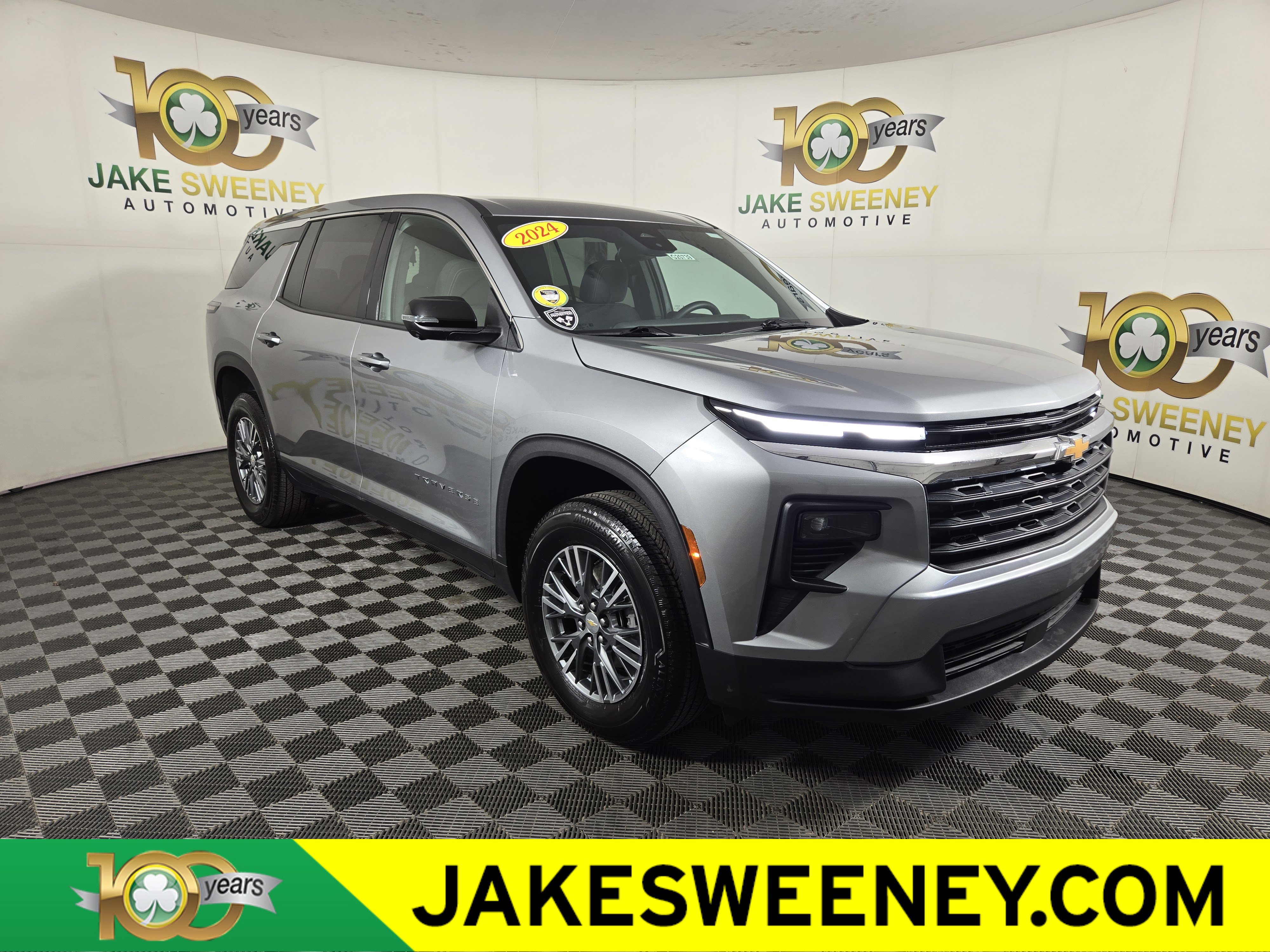 Used 2024 Chevrolet Traverse LS
