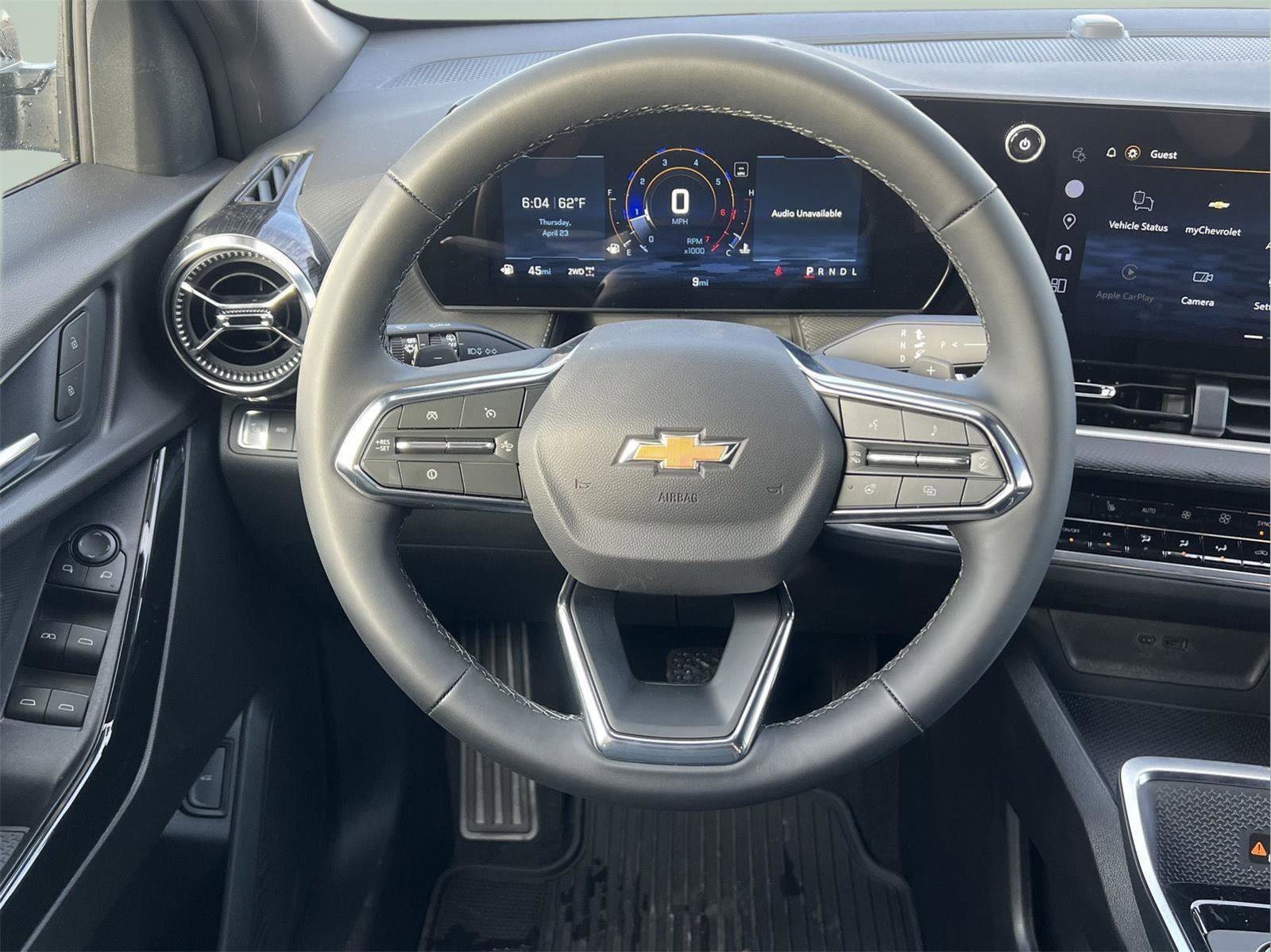 New 2026 Chevrolet Equinox LT w/ Convenience Package II AWD/4WD image 16