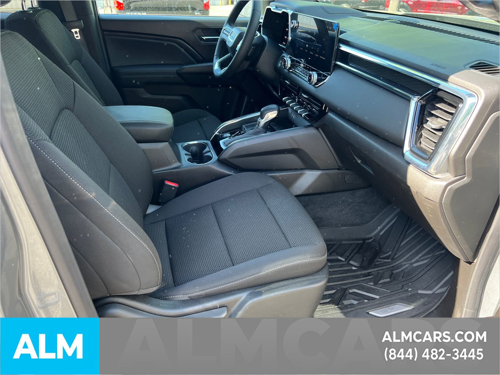 Used 2025 GMC Canyon Elevation image 15