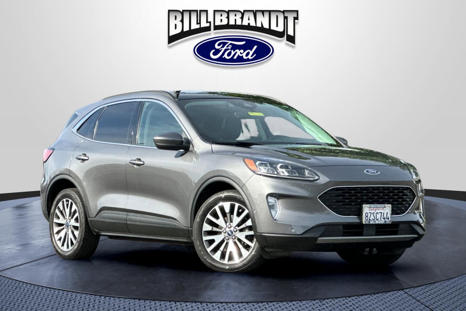Used 2021 Ford Escape Titanium AWD/4WD image 1
