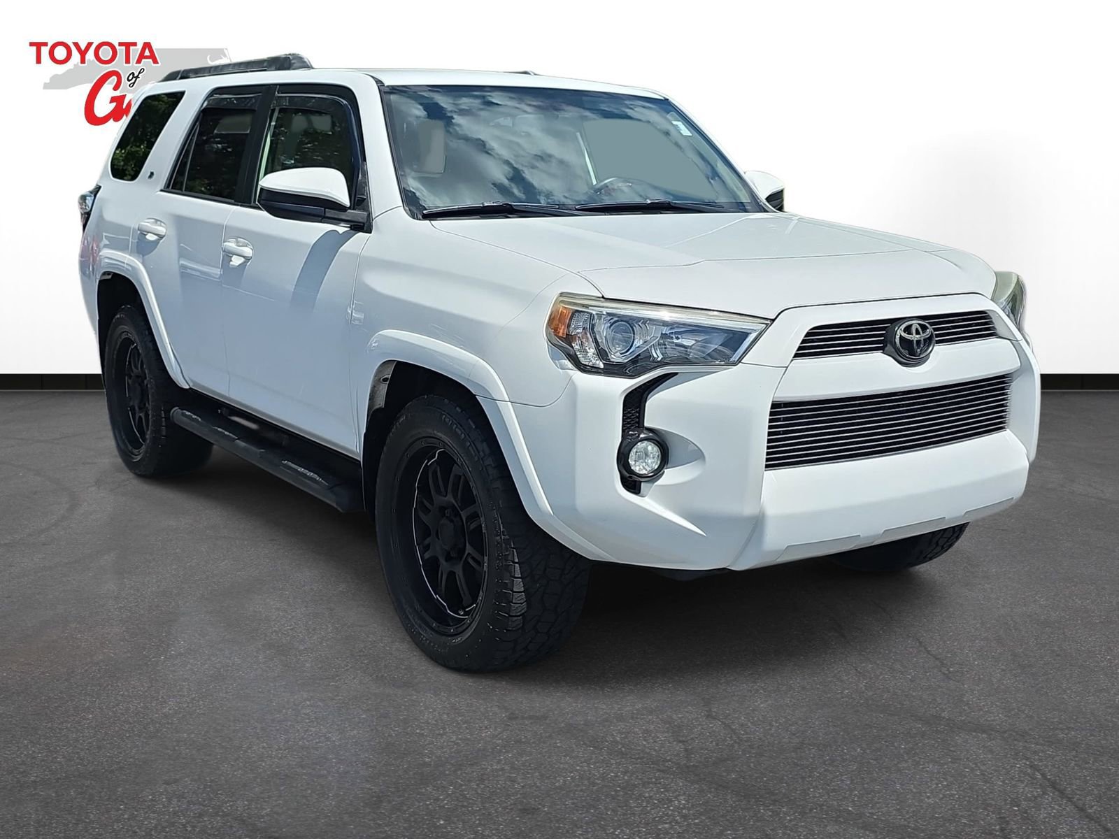 Used 2016 Toyota 4Runner SR5 RWD image 3
