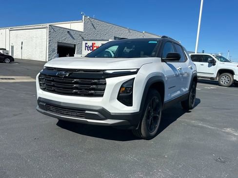 New 2026 Chevrolet Equinox LT w/ Midnight Edition image 8