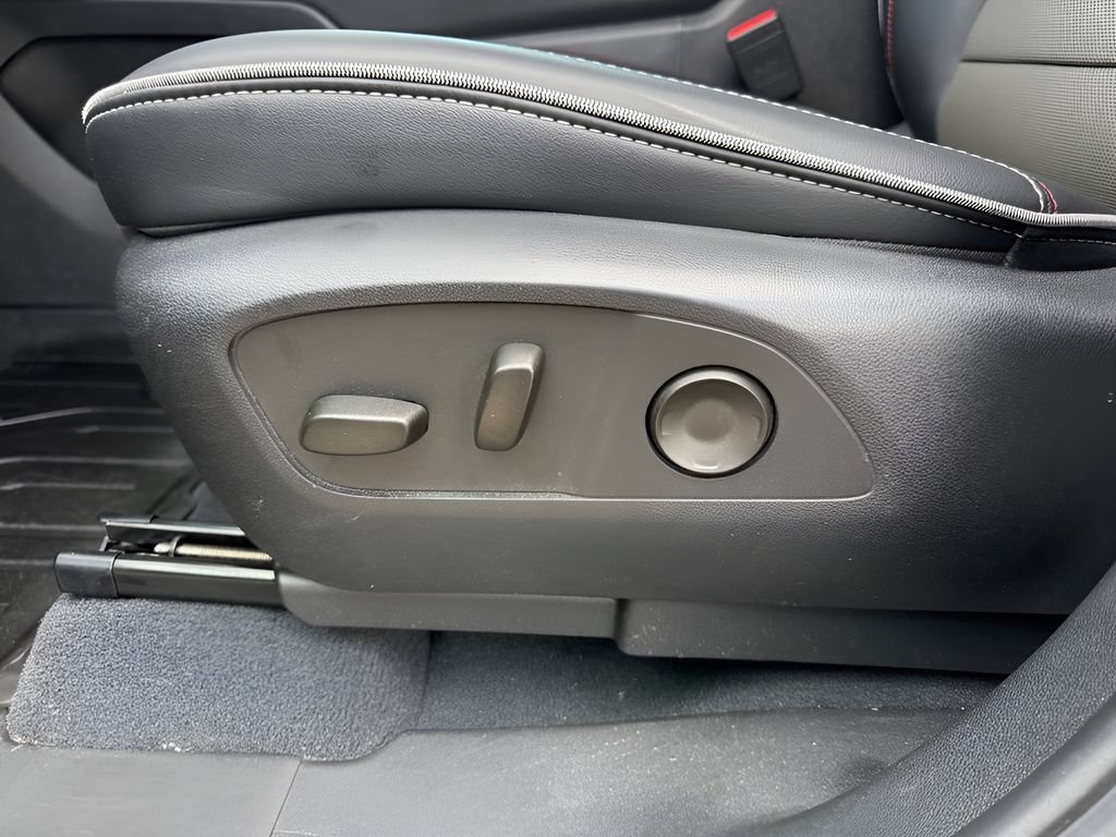 Used 2026 Chevrolet Silverado EV Trail Boss AWD/4WD image 10