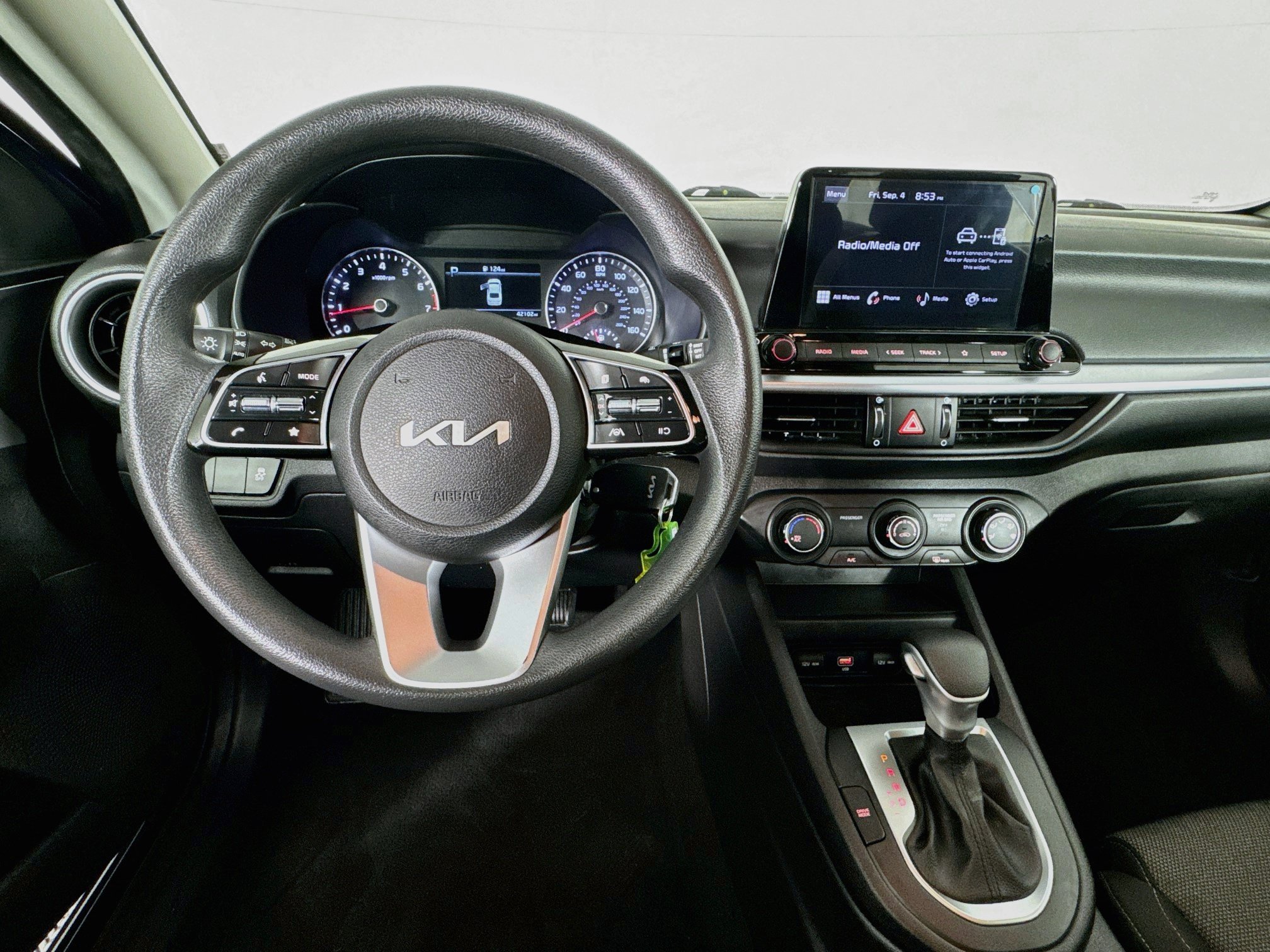 Used 2022 Kia Forte LXS w/ LXS Technology Package FWD image 10