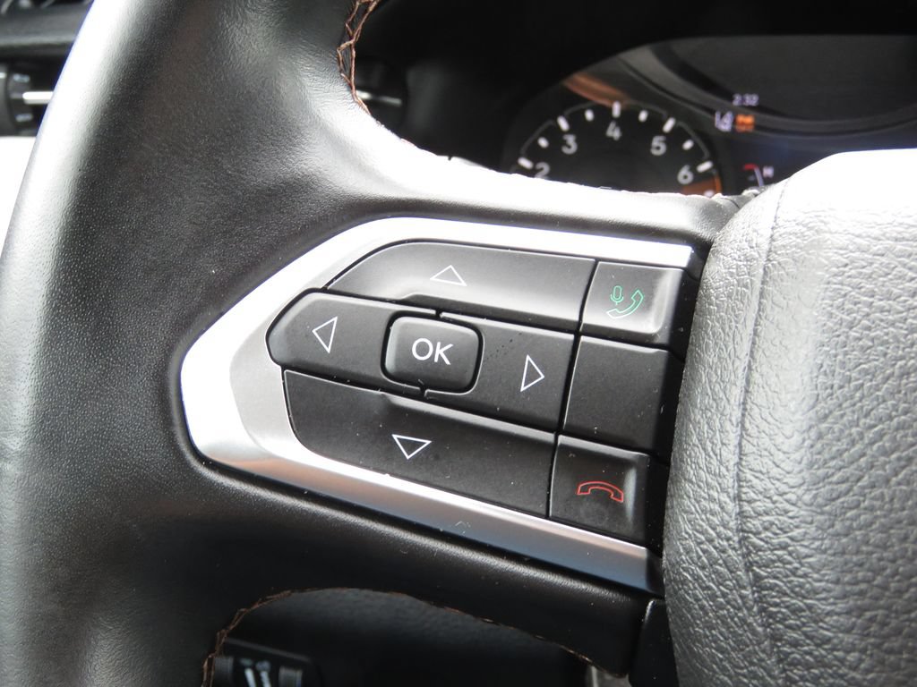 Used 2022 Jeep Compass Limited w/ Sun and Sound Group AWD/4WD image 21
