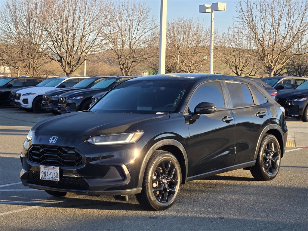 Used 2024 Honda HR-V Sport image 8
