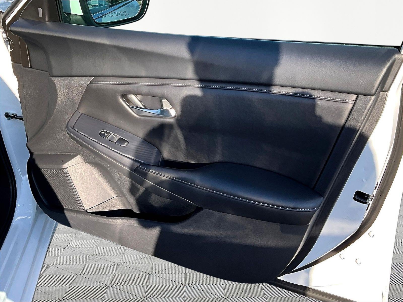 Used 2023 Nissan Sentra SV FWD image 28