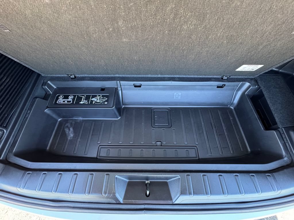 Used 2023 Subaru Ascent Limited AWD/4WD image 14