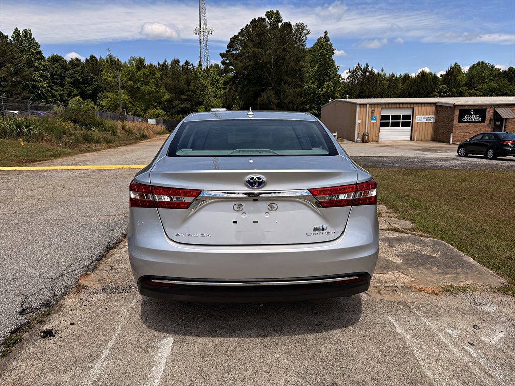 Used 2013 Toyota Avalon Limited FWD image 6