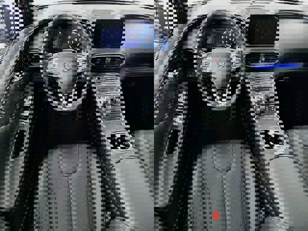 Used 2023 Hyundai Santa Fe Calligraphy image 10