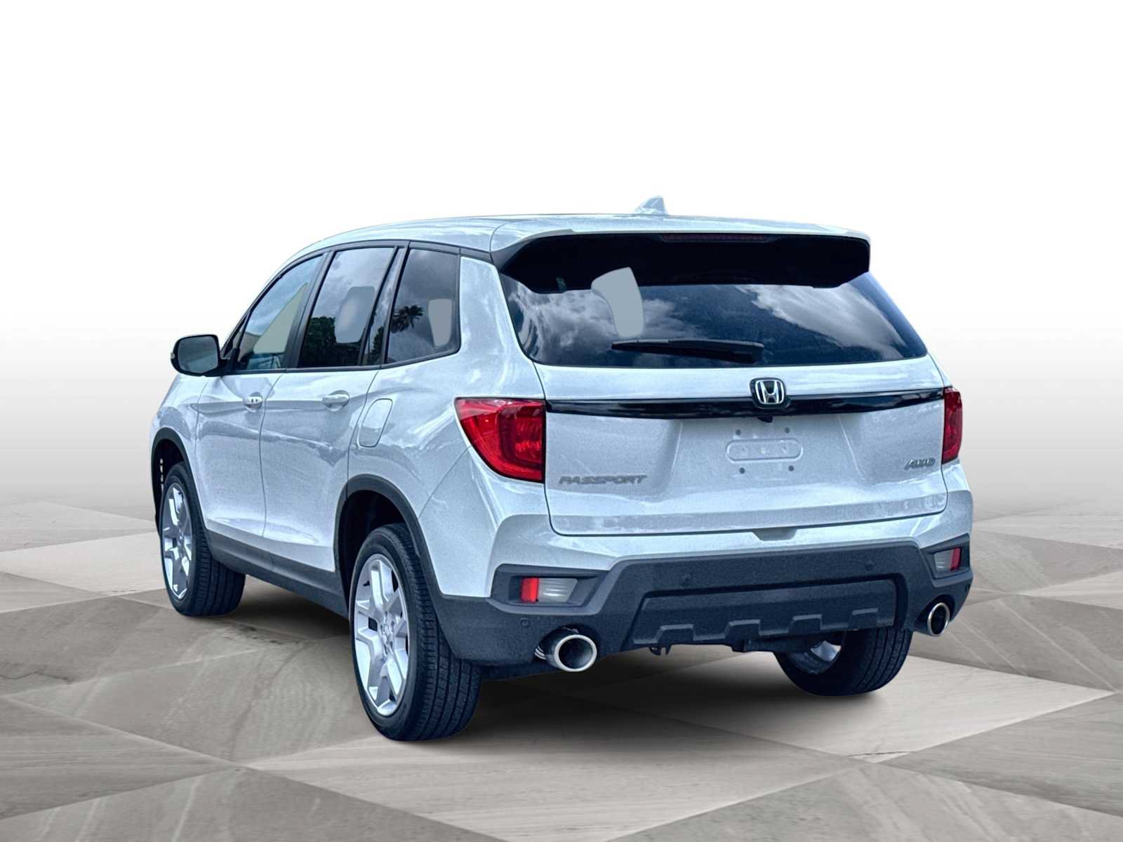 Used 2025 Honda Passport EX-L image 6