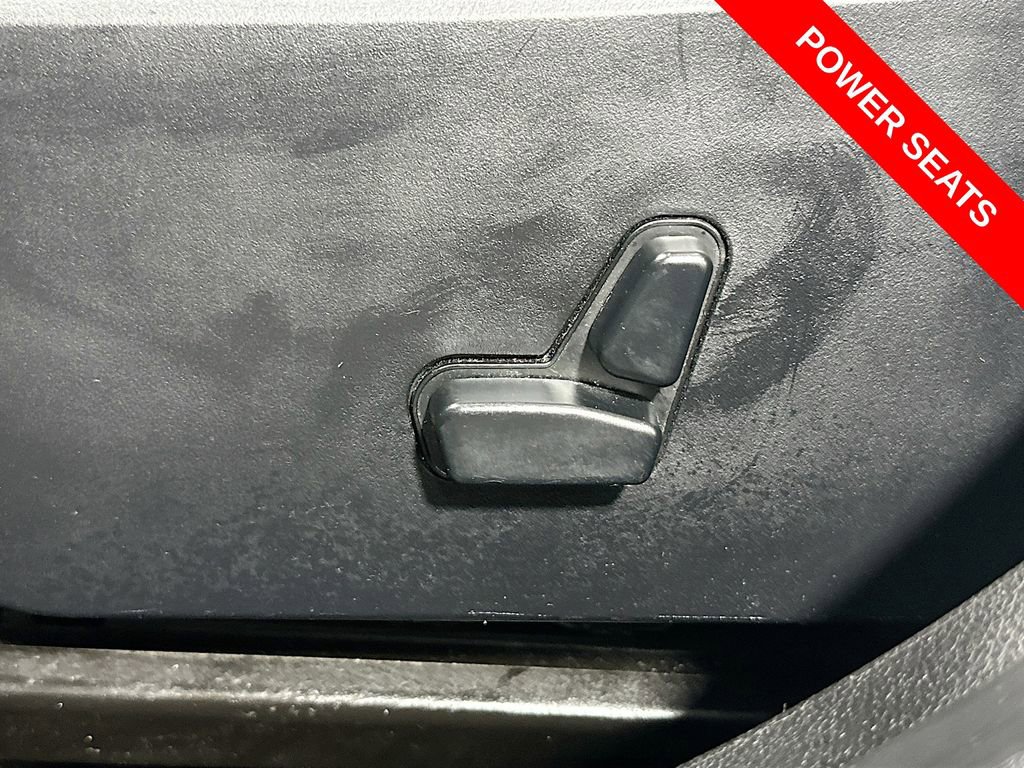 Used 2011 Dodge Avenger Heat image 30