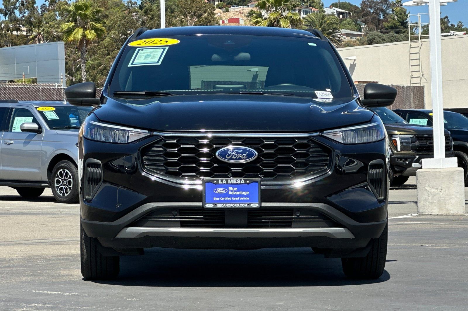 Certified 2025 Ford Escape ST-Line AWD/4WD image 8