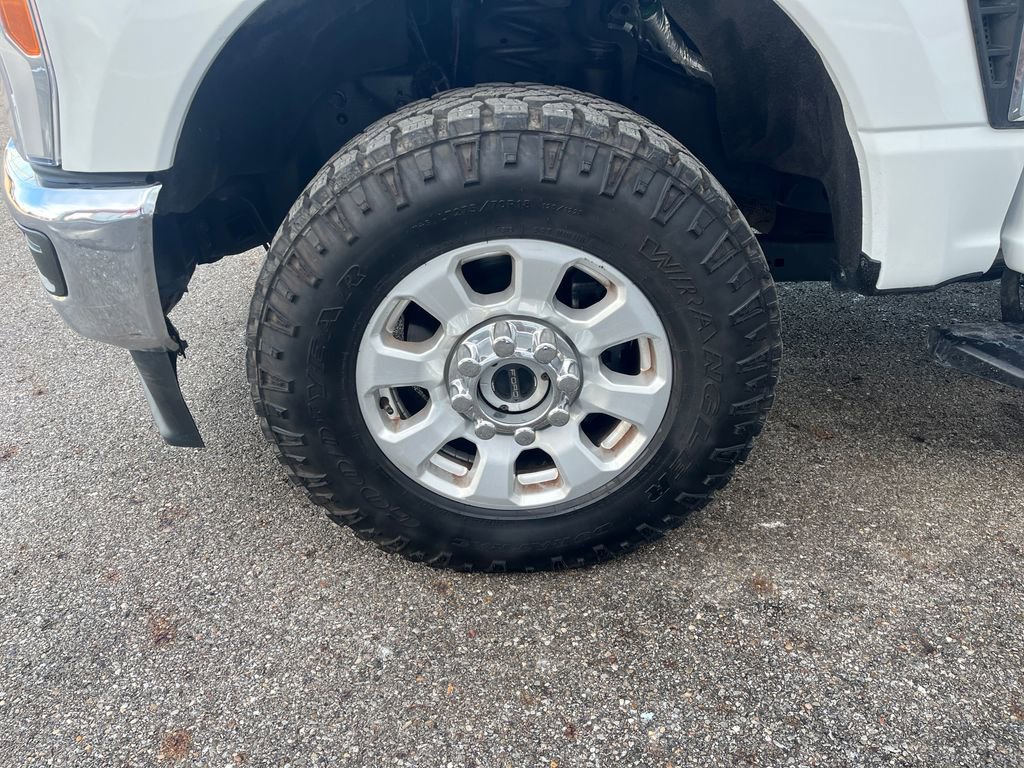 Used 2024 Ford F250 XLT image 26