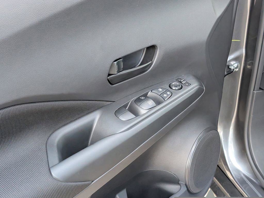 New 2025 Nissan Kicks Play S FWD image 16