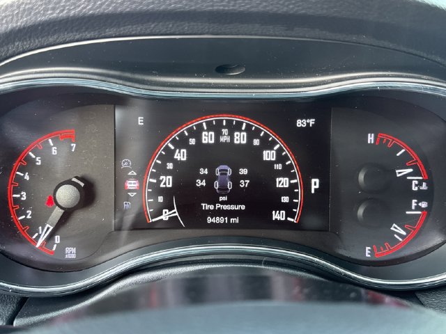 Used 2017 Dodge Durango SXT w/ Quick Order Package 23B AWD/4WD image 31