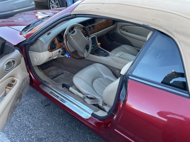 Used 2003 Jaguar XK8 Convertible image 3