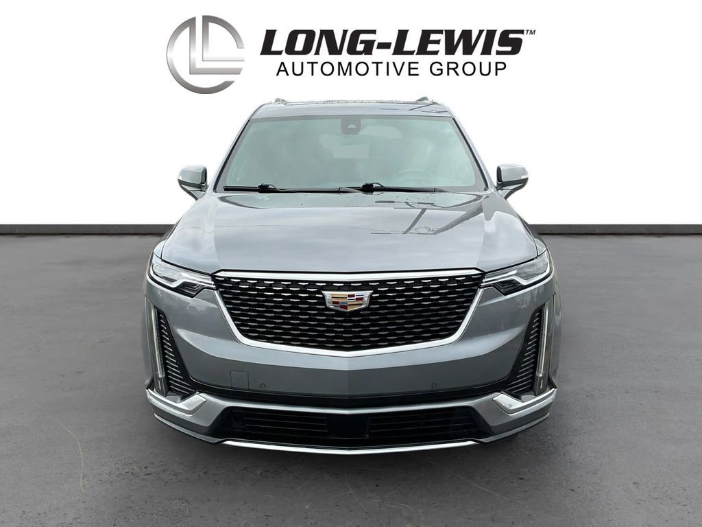 Used 2022 Cadillac XT6 Premium Luxury w/ Technology Package FWD image 11