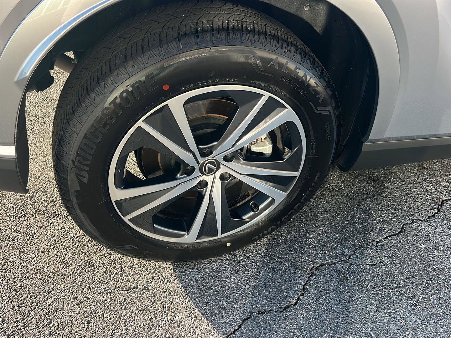 Certified 2025 Lexus RX 350 Premium w/ Accessory Package (Z1) image 39