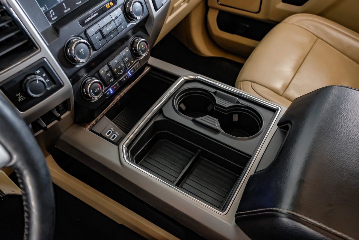 Used 2019 Ford F250 Lariat w/ Lariat Value Package image 23