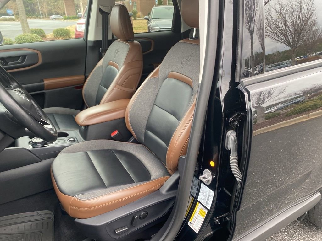 Used 2023 Ford Bronco Sport Outer Banks w/ Tech Package image 14