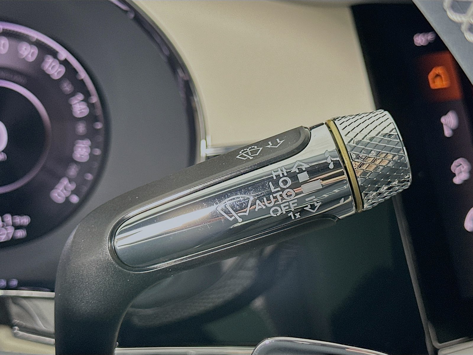 New 2026 Bentley Flying Spur Plug-In Hybrid AWD/4WD image 24