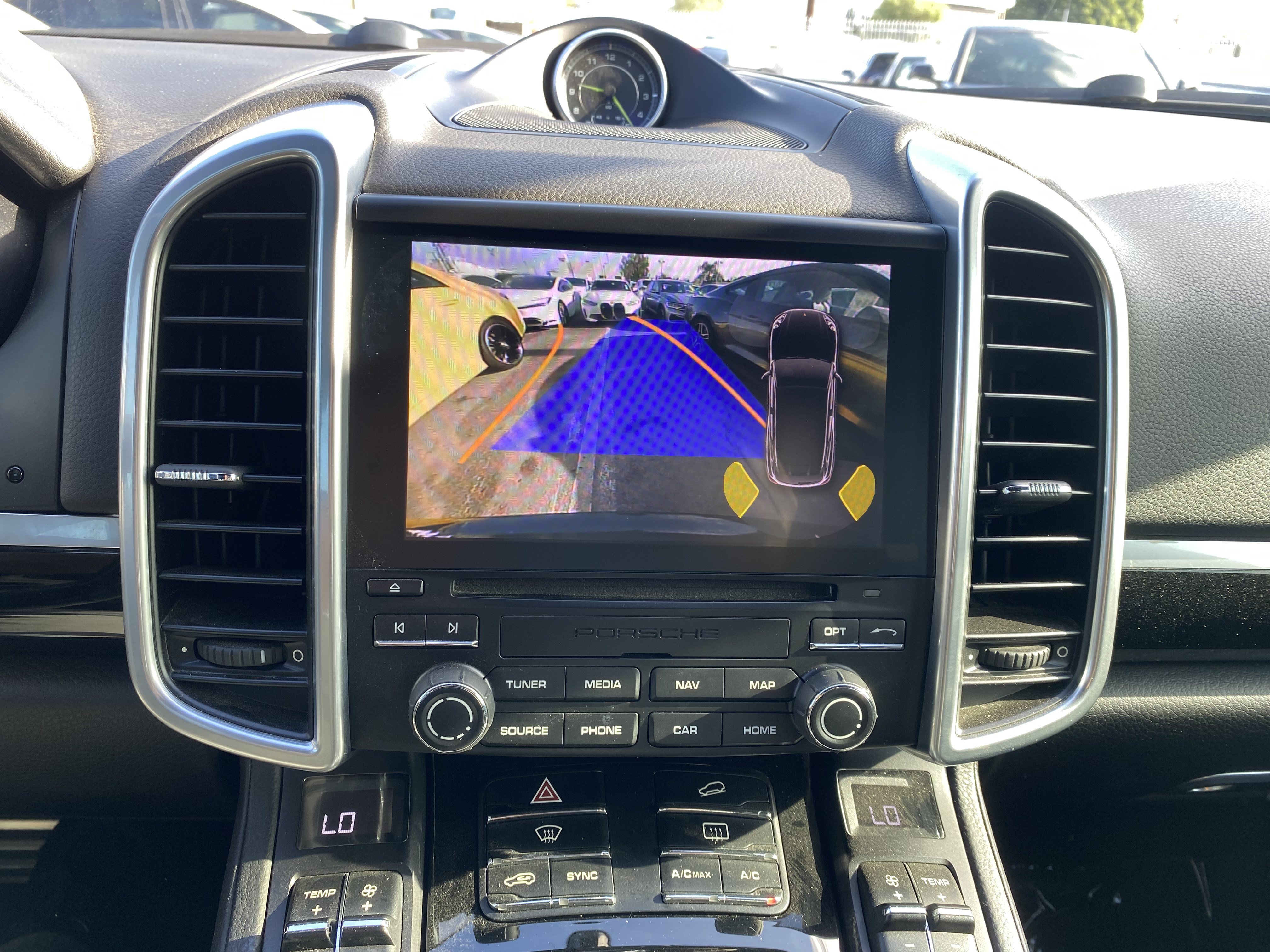 Used 2017 Porsche Cayenne S Platinum AWD/4WD image 14