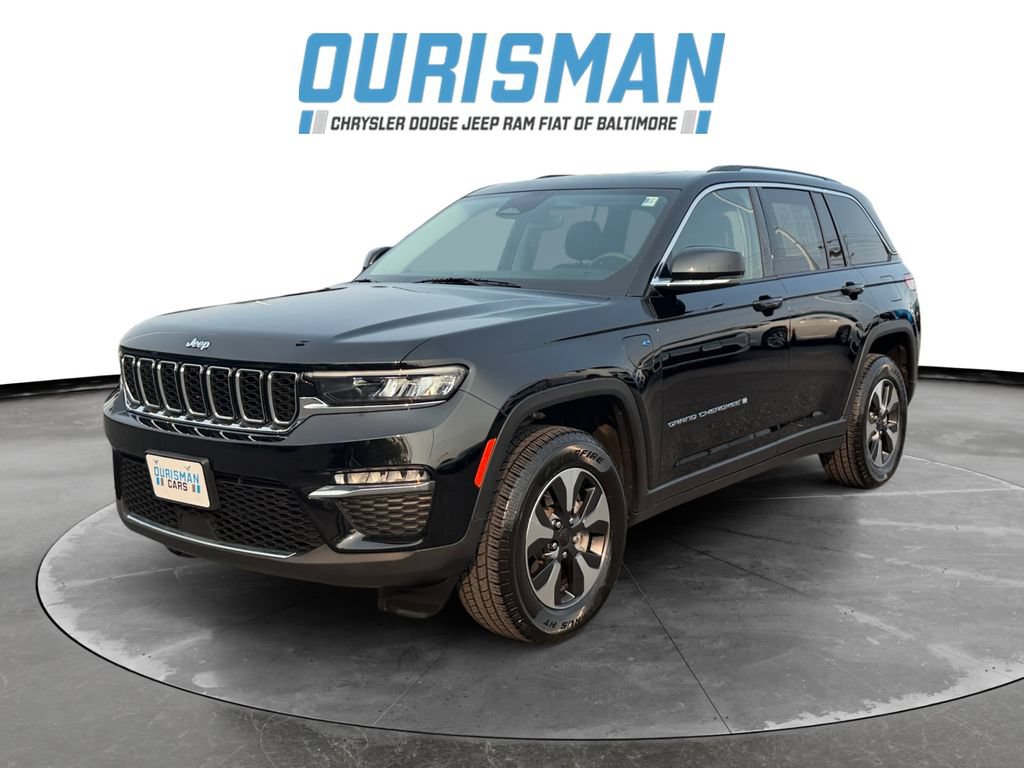 Used 2023 Jeep Grand Cherokee 4WD 4xe image 2