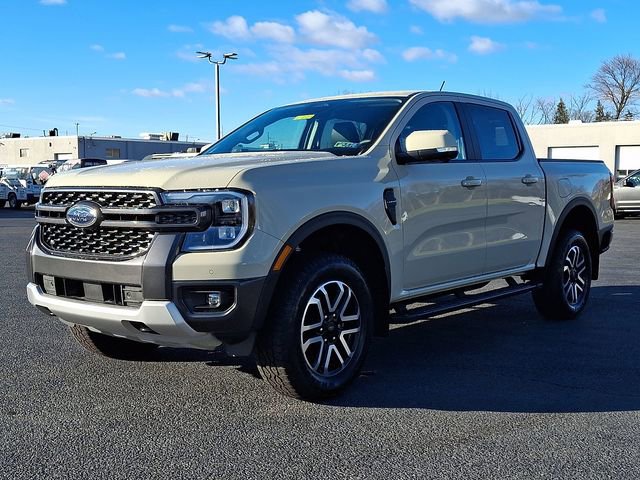 Used 2025 Ford Ranger Lariat w/ FX4 Off-Road Package image 6