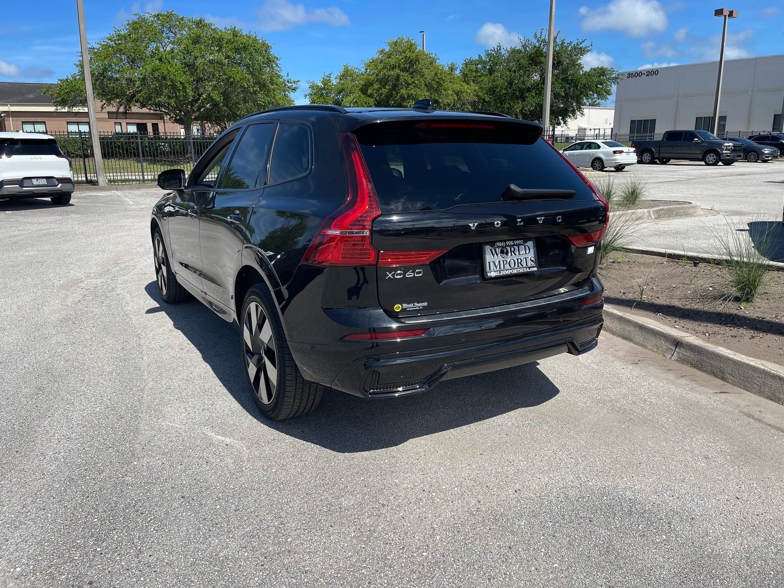Used 2024 Volvo XC60 T8 Plus AWD/4WD image 51