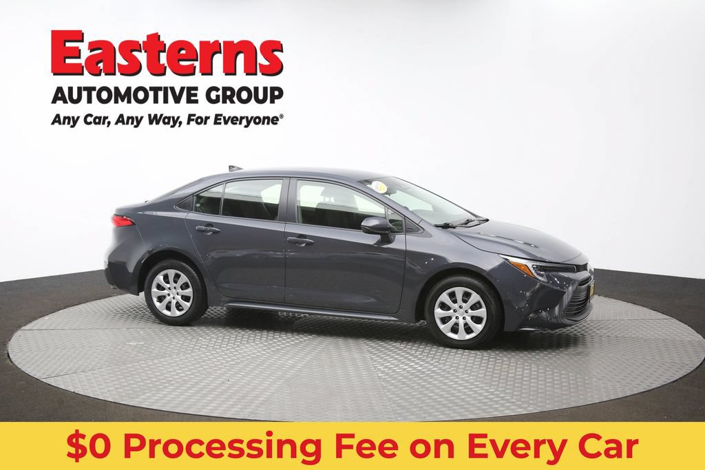 Used 2023 Toyota Corolla LE w/ Carpet Mat Package (TMS) FWD image 46
